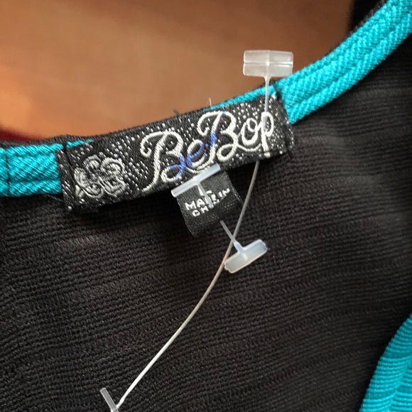 Color-block Fit and Flair Dress - Picture 3 of 5